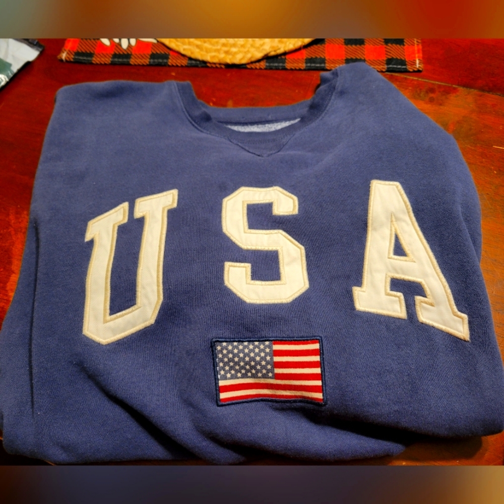 Brandy Melville Sweater